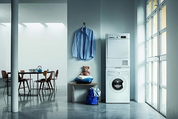 Washing machine 6 kg, front load. 1000 revolutions per minute centrifuge view 2